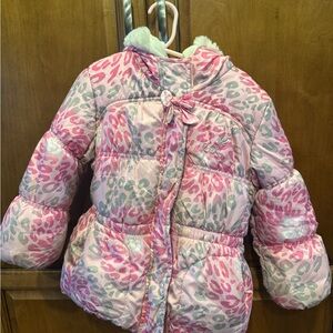Girls Zero Xposur coat, size 4